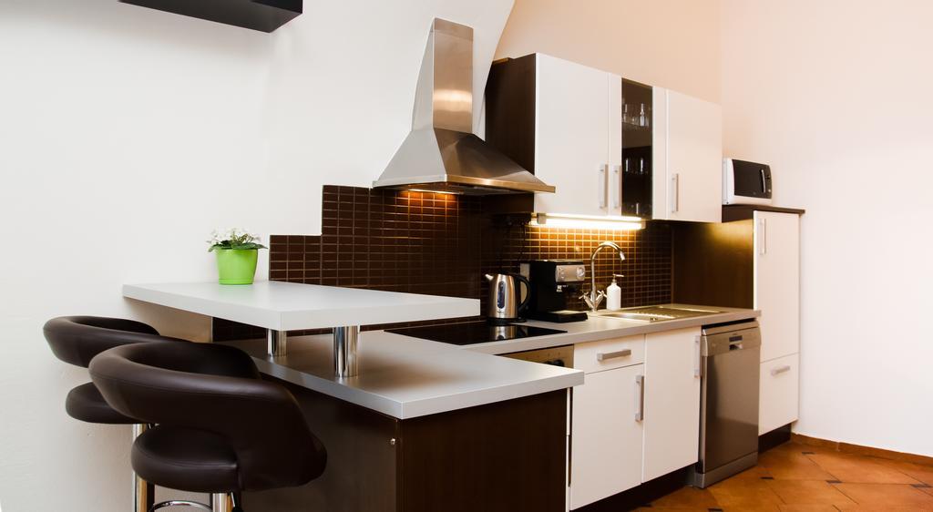 Leo Apartment Bratislava Exterior photo